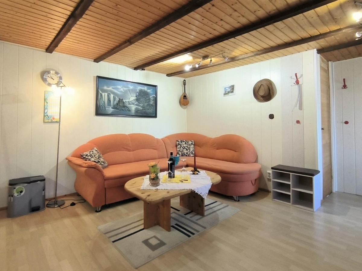Ferienwohnung Mohnkopf - Unterkunft Fuer 2 Bis 3 Personen Mit Terrasse Jerrishoe Eksteriør billede